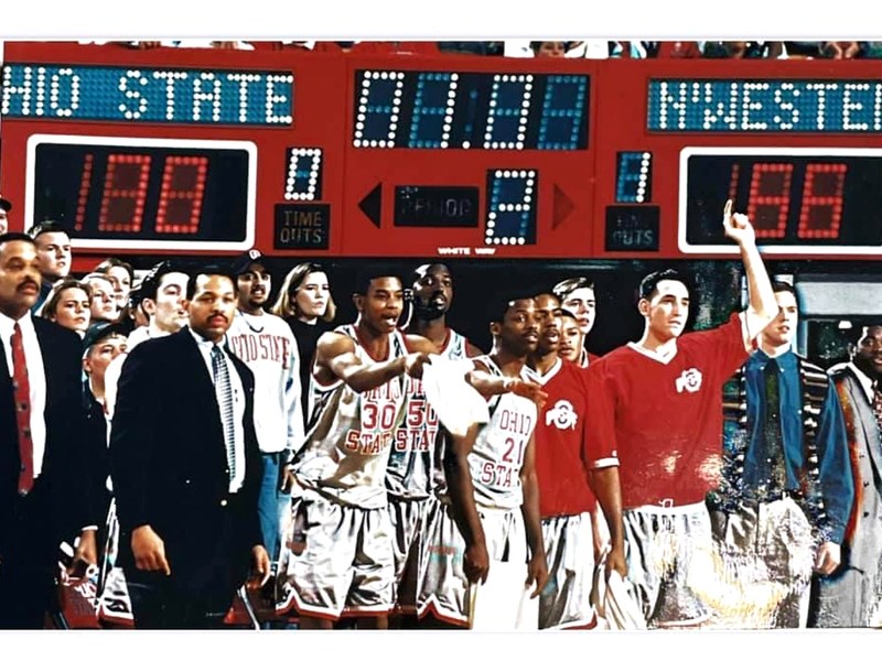 Scott Zack with the Ohio State bench during a Buckeyes win